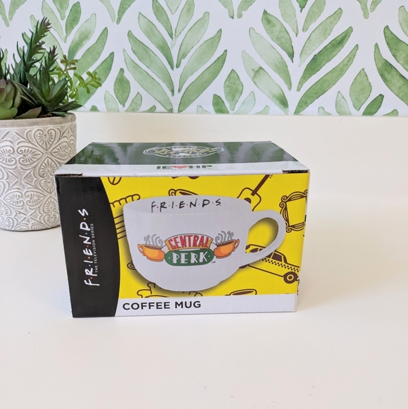 ⭐NIB Friends Central Perk Coffee Mug⭐ - Picture 6 of 6